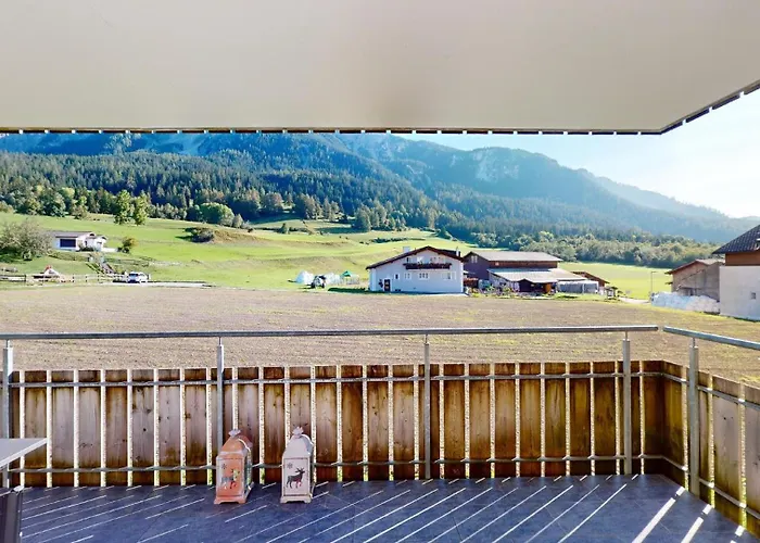 Family Ski Oasis With Mountain View