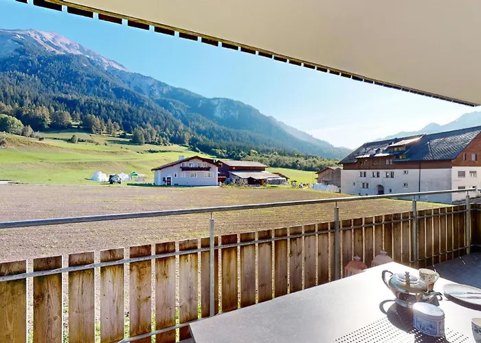 Fuer 5 Personen Piz Linard Lantsch-lenzerheide 아파트 Lenz